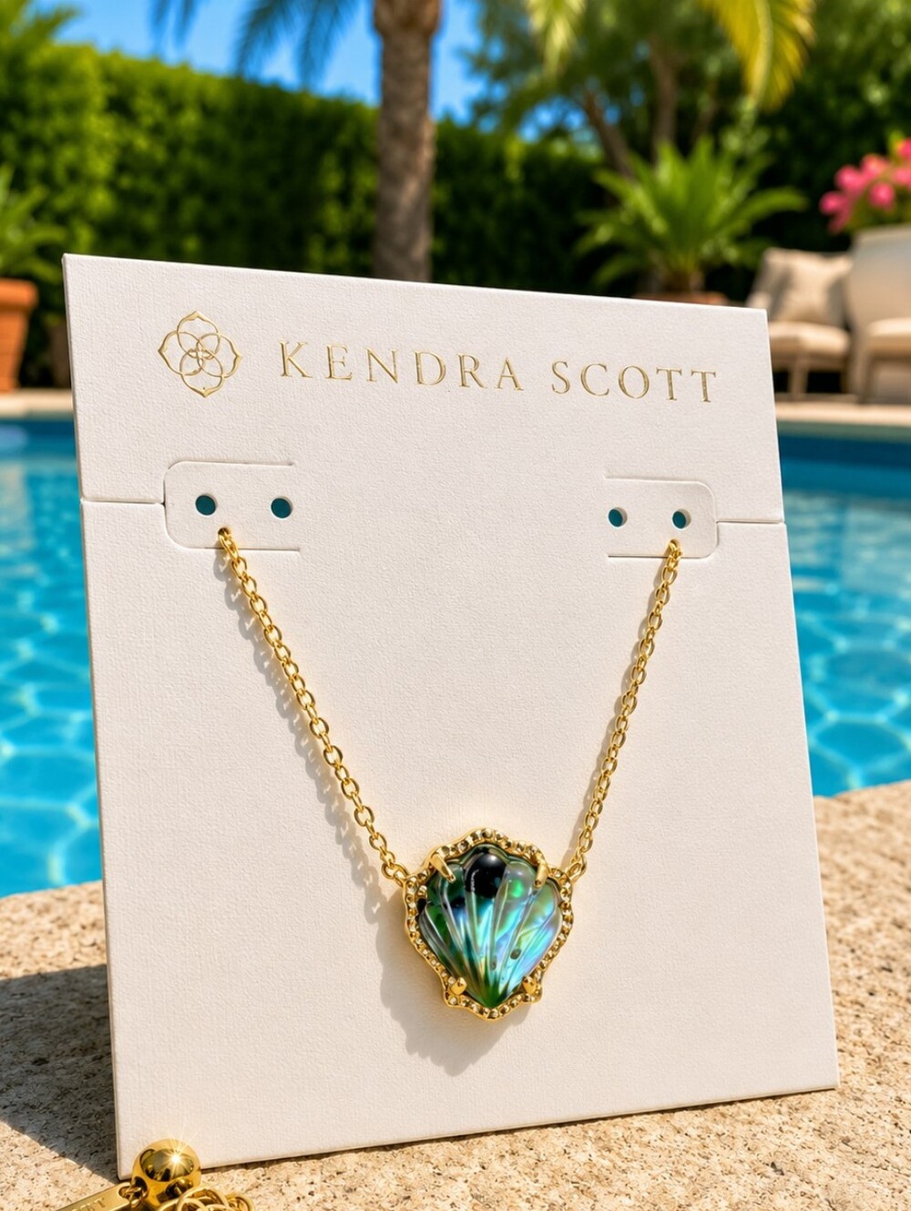 Kendra Scott Brynne Abalone Shell Gold Pendant Necklace
